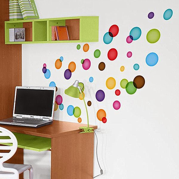 Beautiful wall stickers ideas for a cute girl nursery
