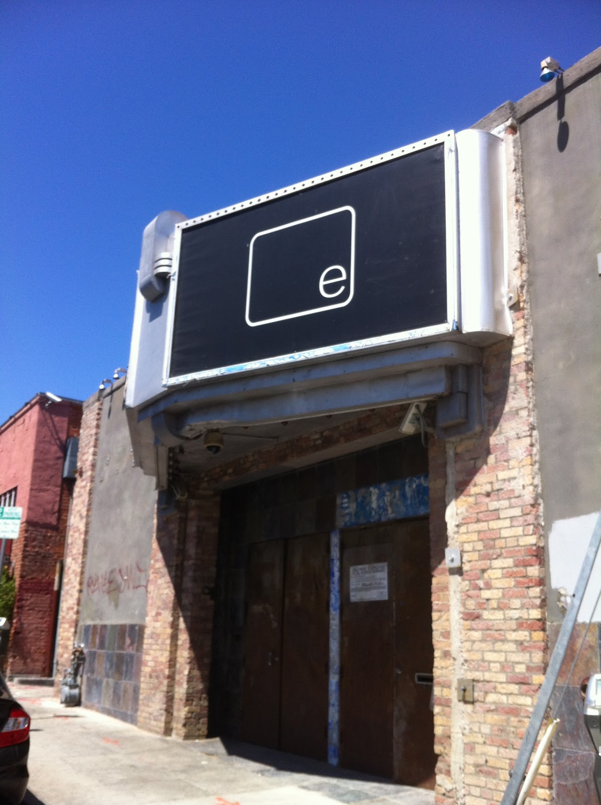 HOLLYWOOD SUE CAMERON MY CHILDHOOD AT THE LAS PALMAS THEATRE