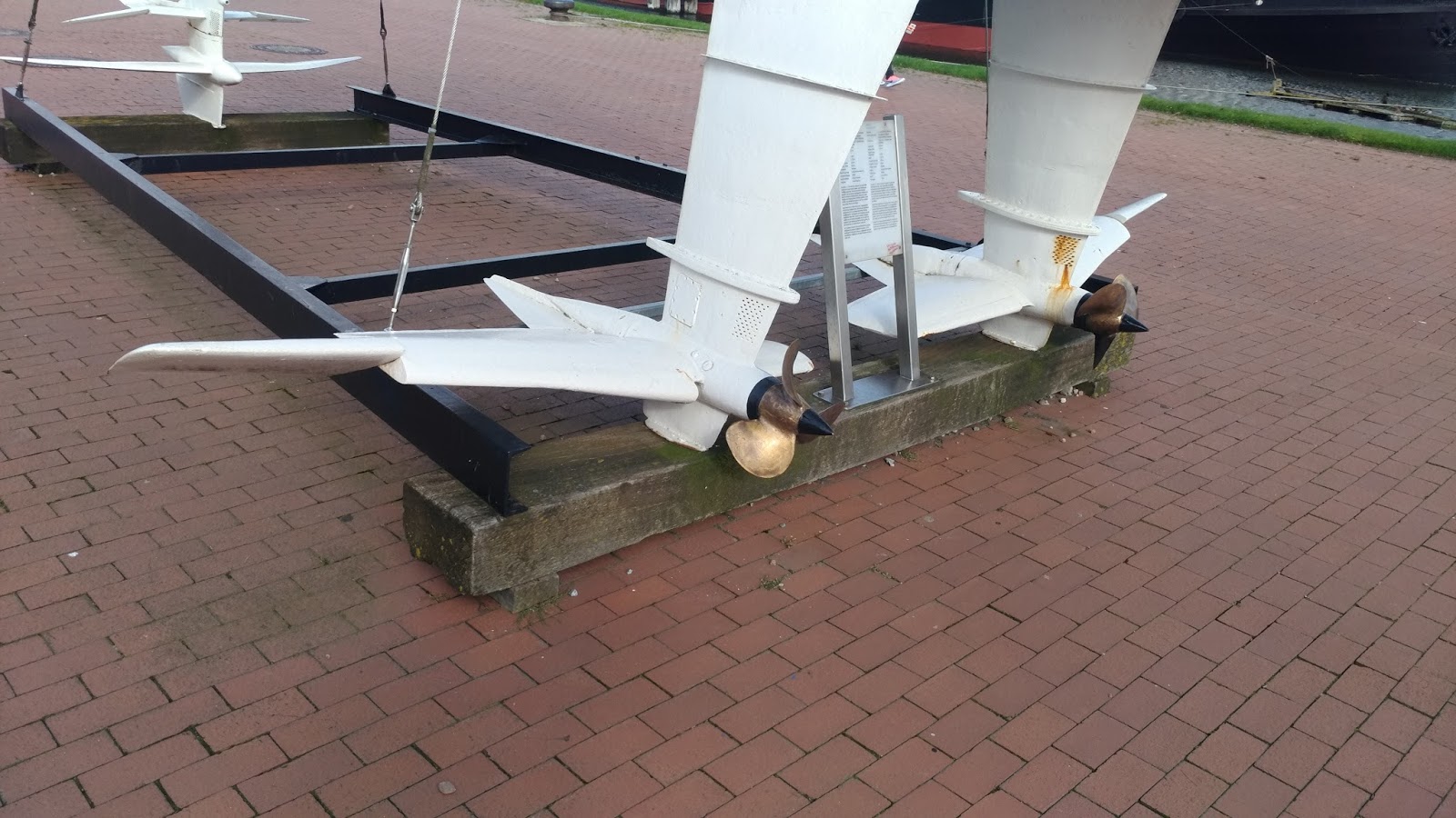 YACHT DESIGN PROGETTAZIONE NAUTICA IS HYDROFOILS SOMETHING REALLY NEW