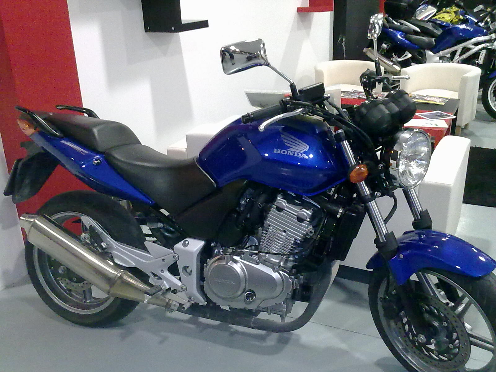 Honda CBF 500 Dominator