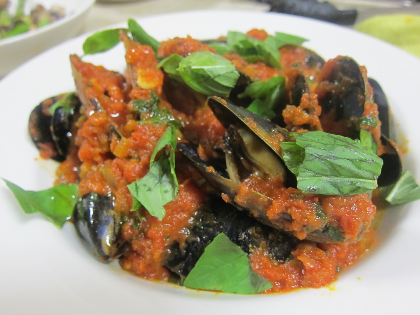 Saucy Thyme Braised Mussels with Tomato, Chilli and Basil