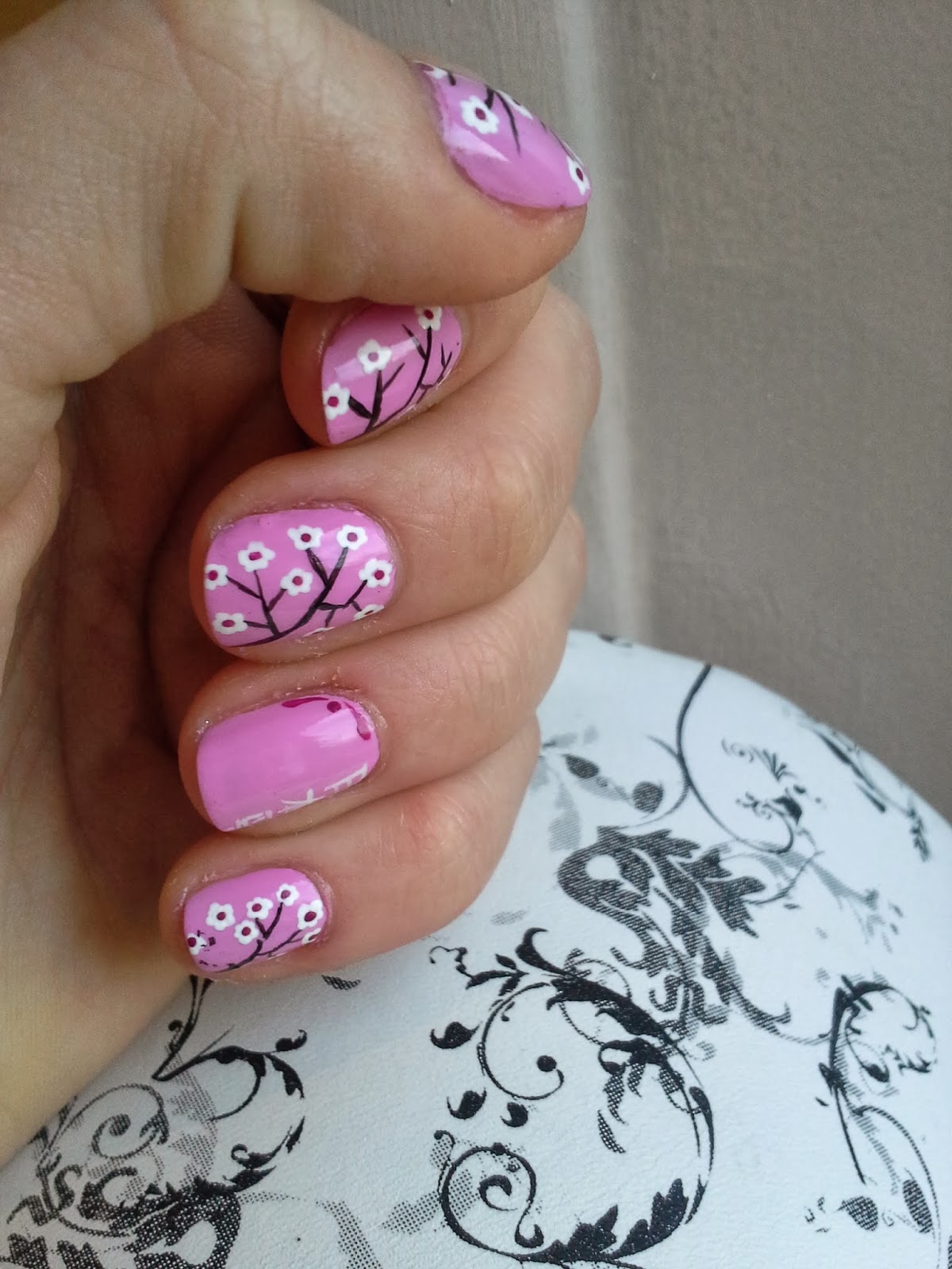 laurinenail Nail art fleur de cerisier