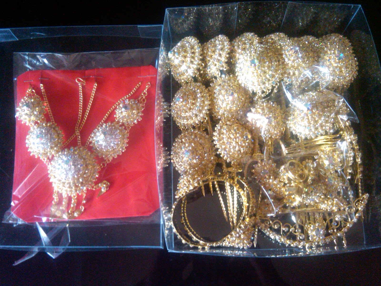 pengrajin semua perhiasan pengantin: Pengrajin segala Perhiasan