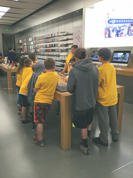 Did you Know the Apple Store offers classes for school age kids