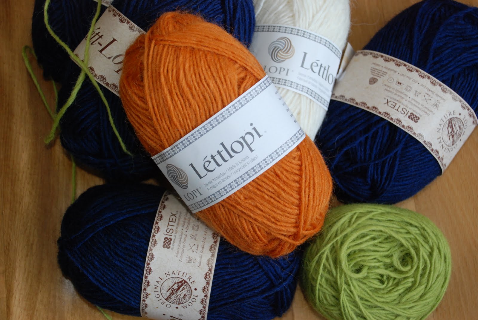 Feeling knitty! March 2011