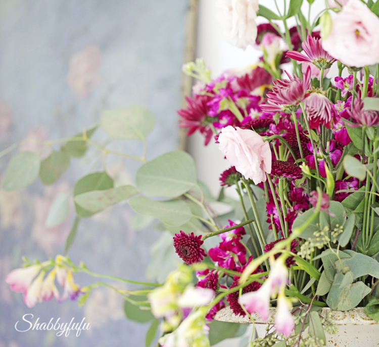 Transitioning To Fall With Color...And Artist Tips fall mantel designs with rich color