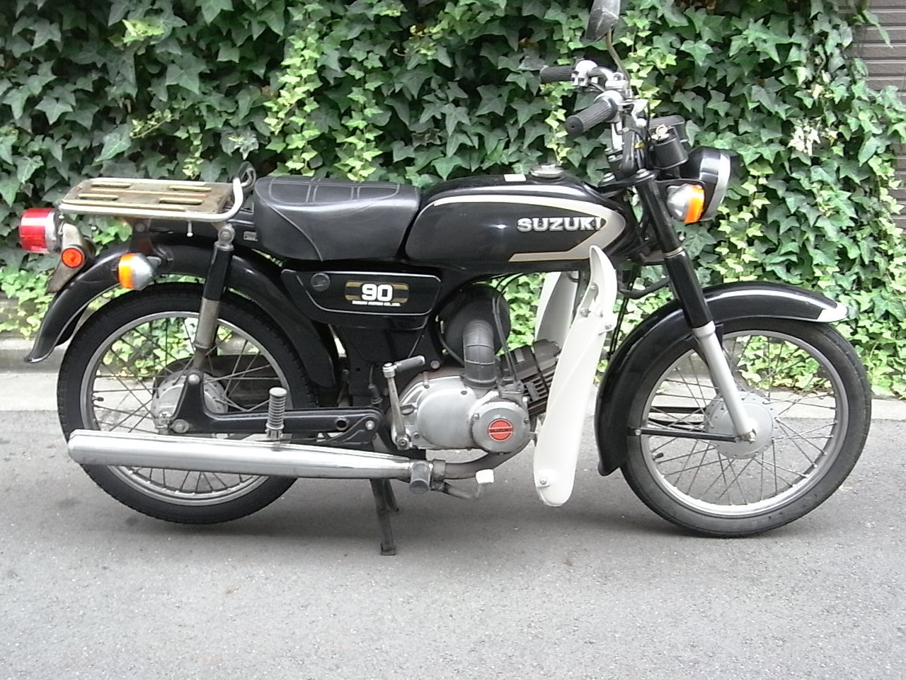 K90 スクランブラー風カスタム (1296)