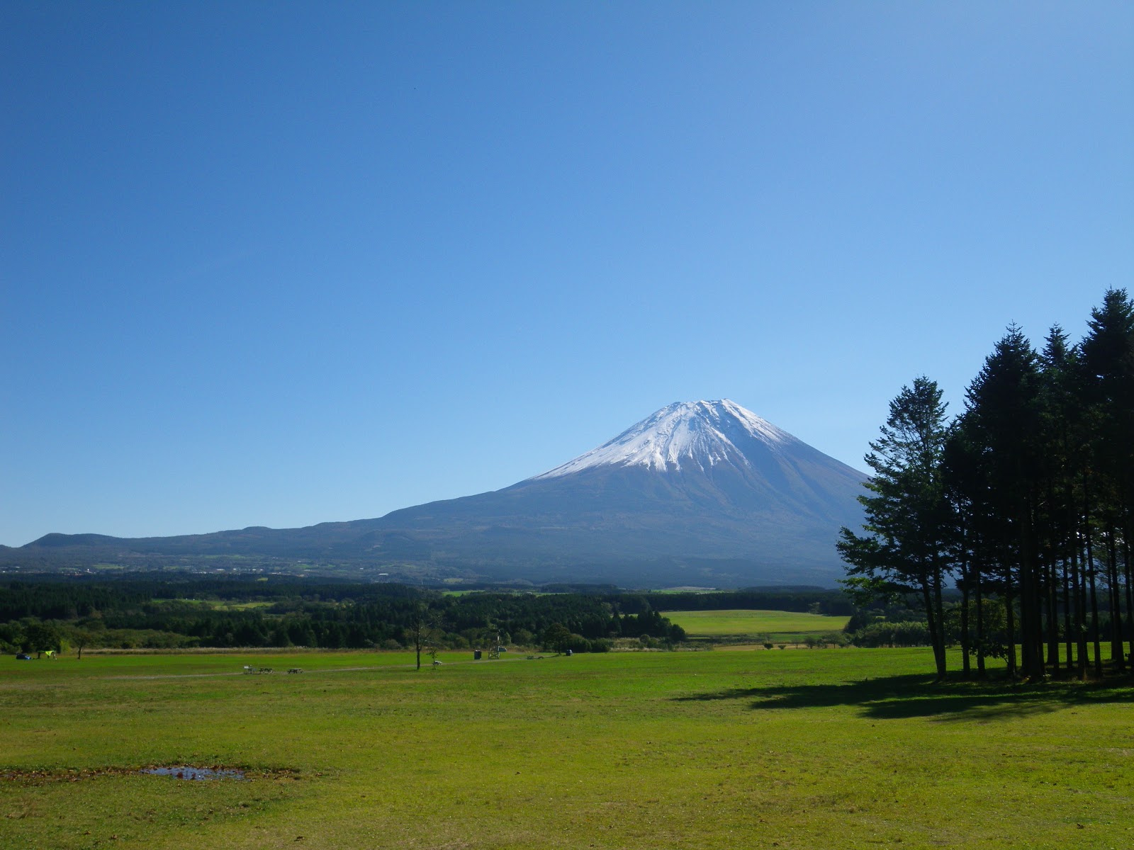 ふもとっぱらblog 10月 2012