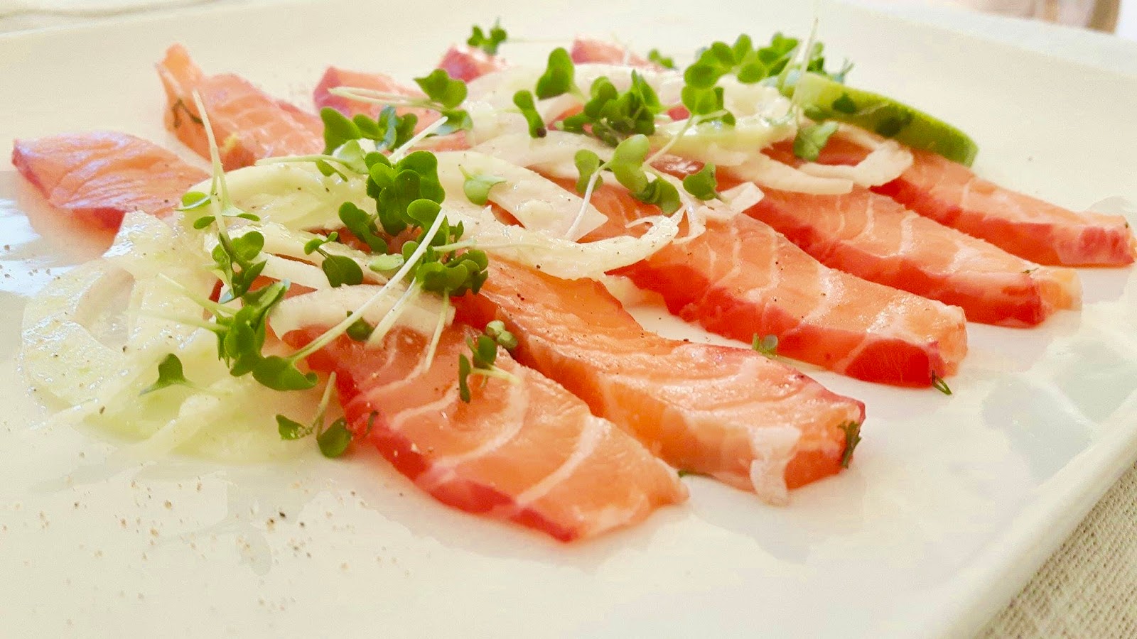 Cured salmon, fennel salad