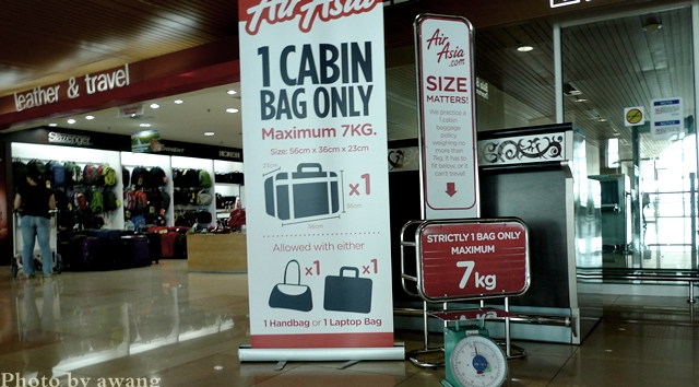 Airasia cabin luggage size