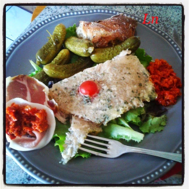 Keskonmangemaman? Terrine de Lapin en gelée de madère et basilic