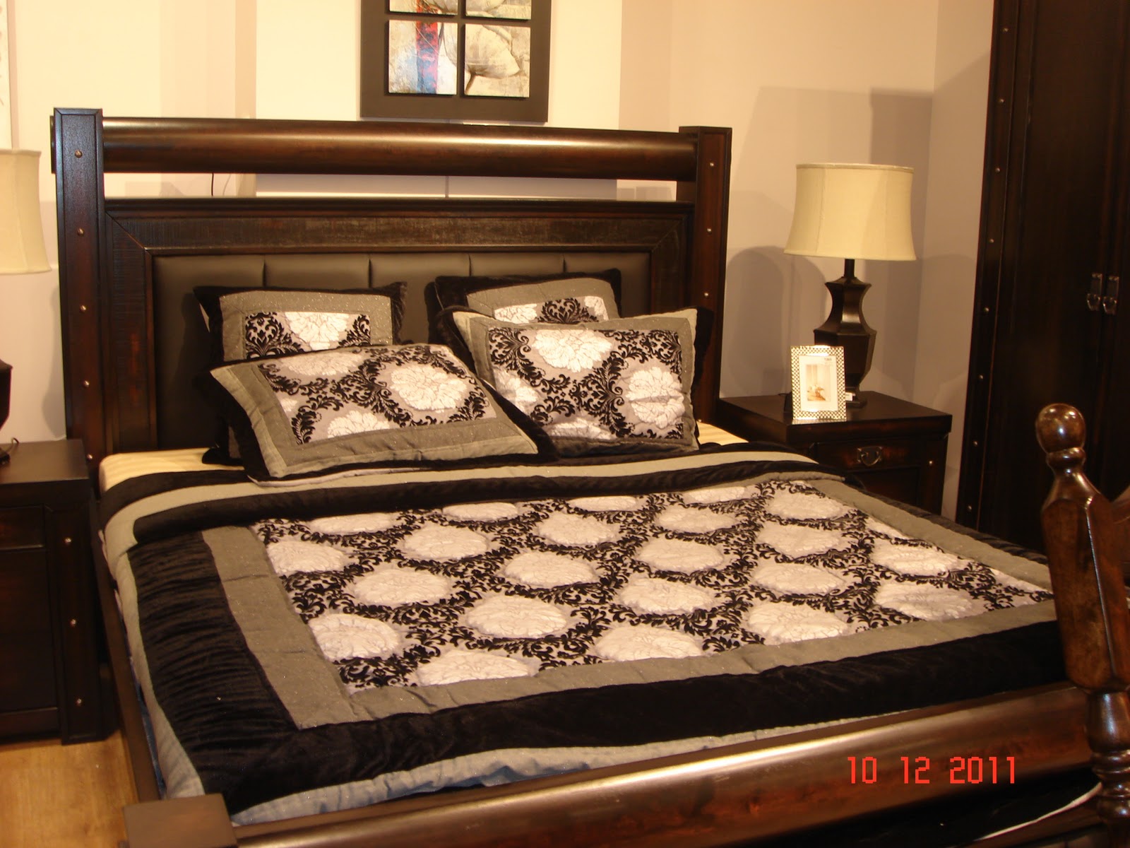 Decoration Love 2012 2012 Latest Luxury Bedsheets Collection (DUBAI ) UAE
