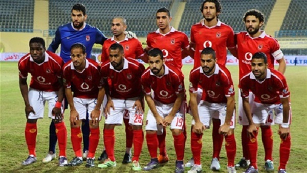 بعد الانتقادات الكثيرة التي وجهت للمدرب الفني للنادي الأهلي بعد الهزيمة مشجعي الفريق الأحمر يردون عبر هشتاج: نثق في مارتن يول بعد الانتقادات الكثيرة التي وجهت للمدرب الفني للنادي الأهلي بعد الهزيمة مشجعي الفريق الأحمر يردون عبر هشتاج: نثق في مارتن يول