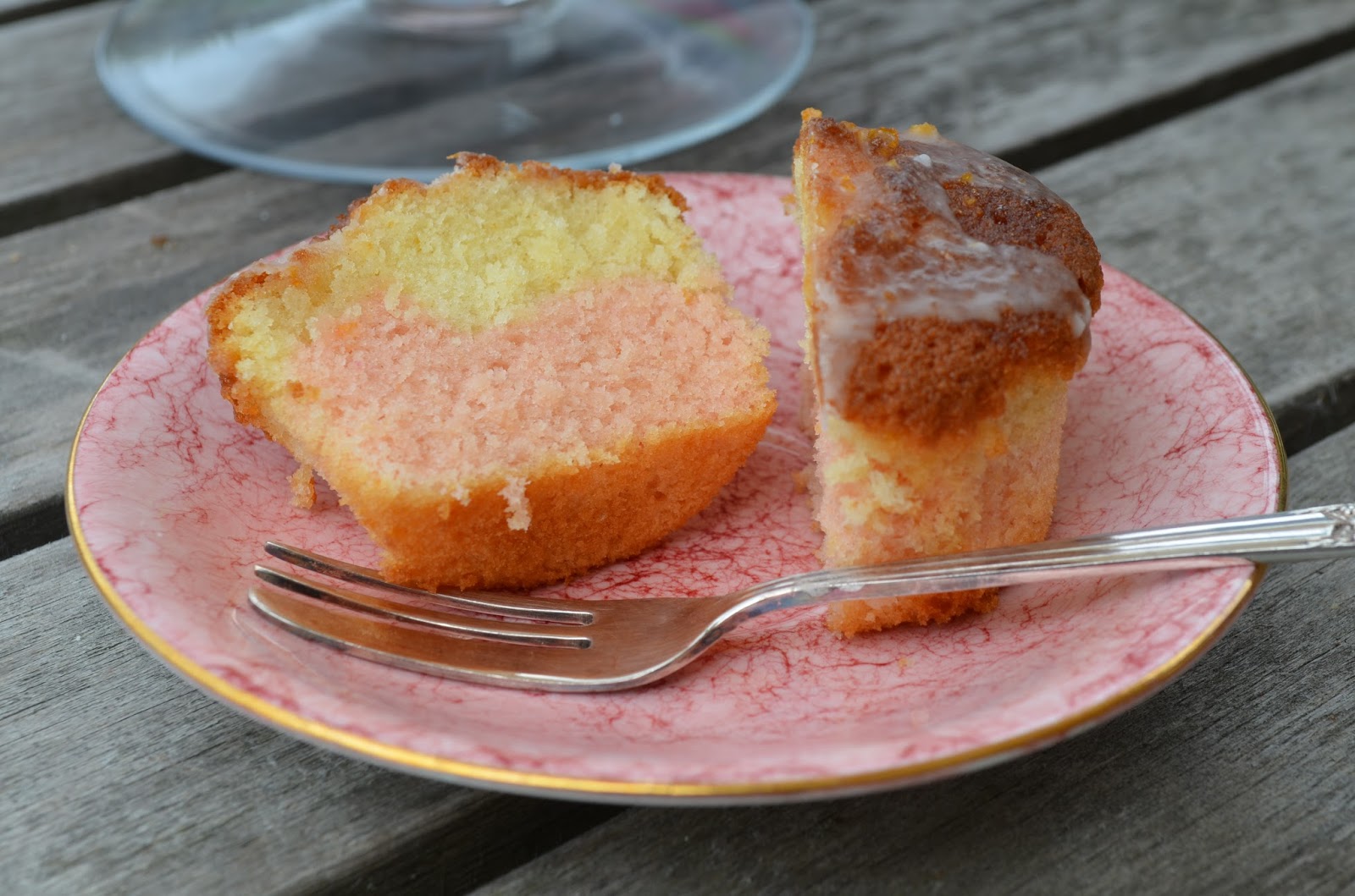 Kiss Me Cake Bakery Pink Grapefruit Drizzle Cakes