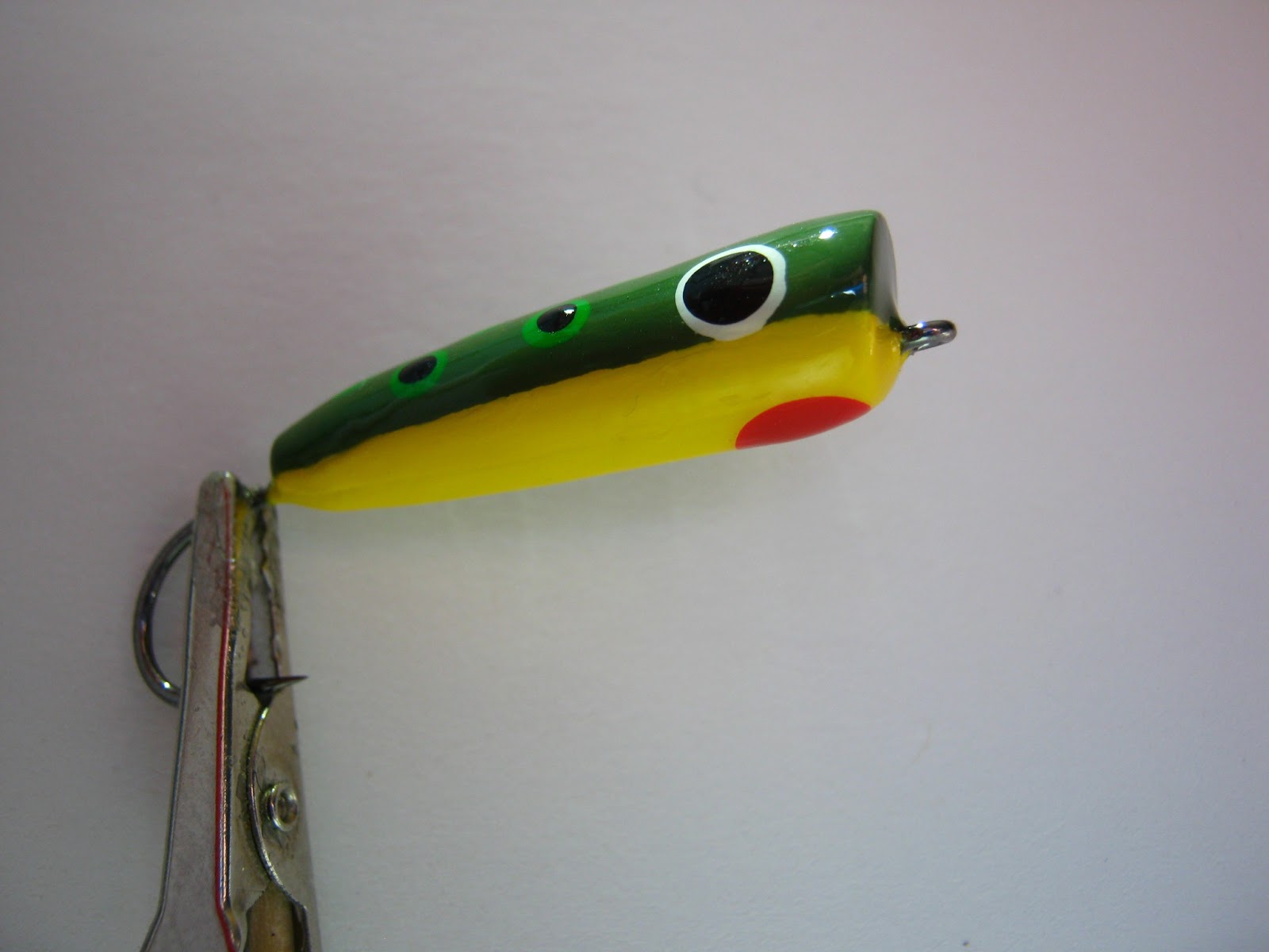 Fly Fishing & Tying Obsessed Size 4 Pencil Popper Paint Job