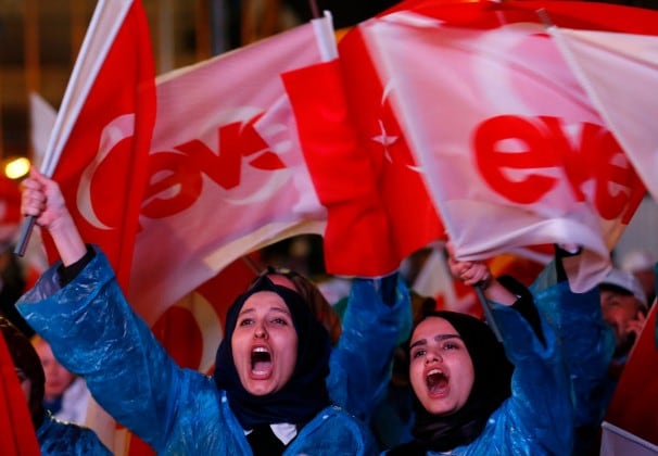 Massa Pendukung YA di Referendum Turki April 2017