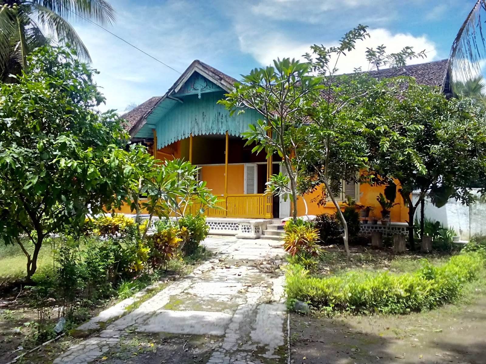 Rumah Rumah Bergaya Kolonial Dari Berbagai Penjuru Indonesia Rumah Rumah Bergaya Kolonial Dari Berbagai Penjuru Indonesia