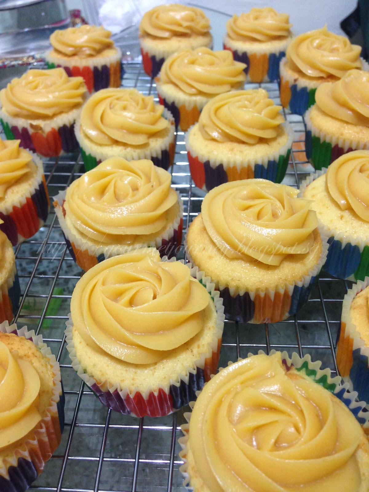 Gourmet Journey Seasalt caramel Vanilla cupcakes