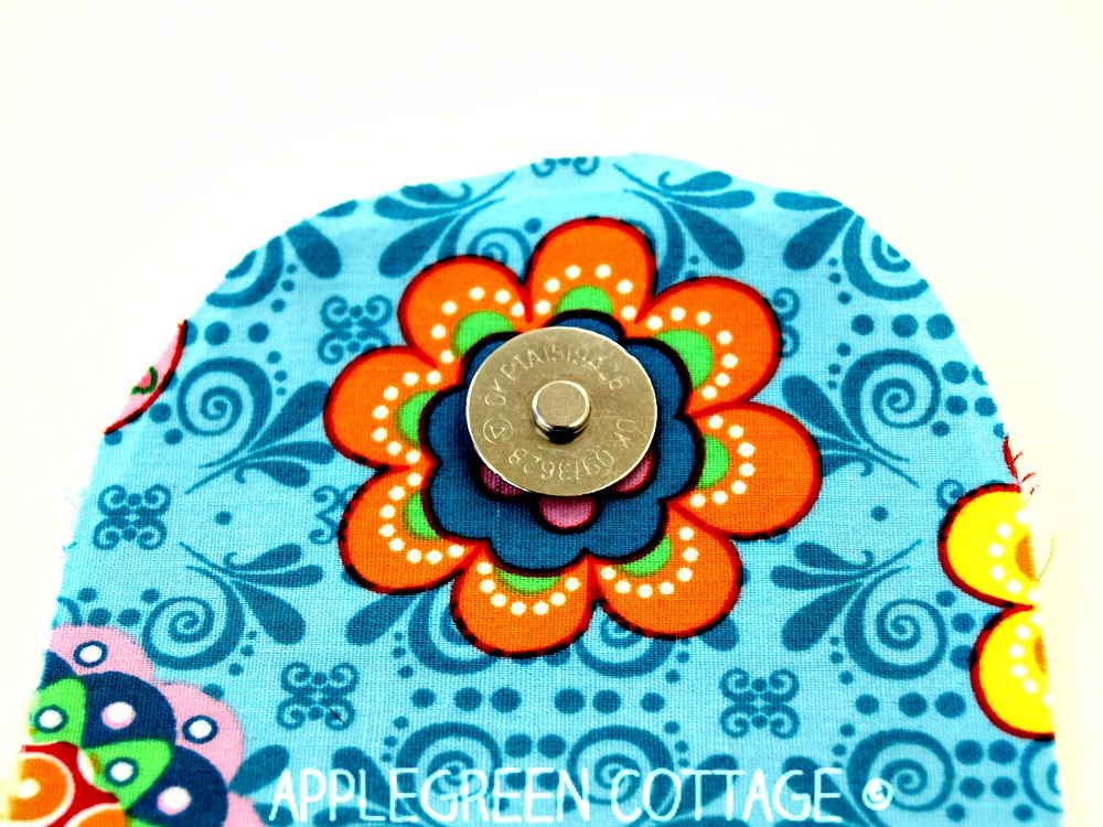 How To Add Snaps To a Bag AppleGreen Cottage