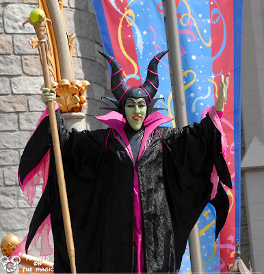 Maleficent castle court stage show Focused on the Magic