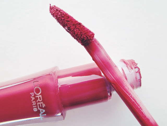 a picture of  L'Oreal Infallible Pro Matte Gloss Applicator (close up)
