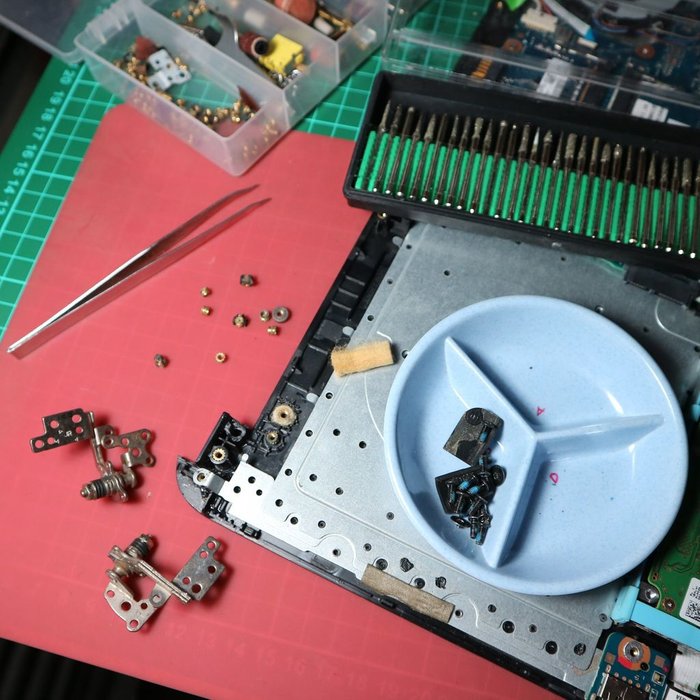 How to Fix Broken Laptop Hinge