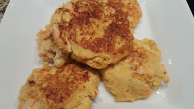 Easy & Healthy Salmon Burgers recipe Easy & Healthy Salmon Burgers recipe