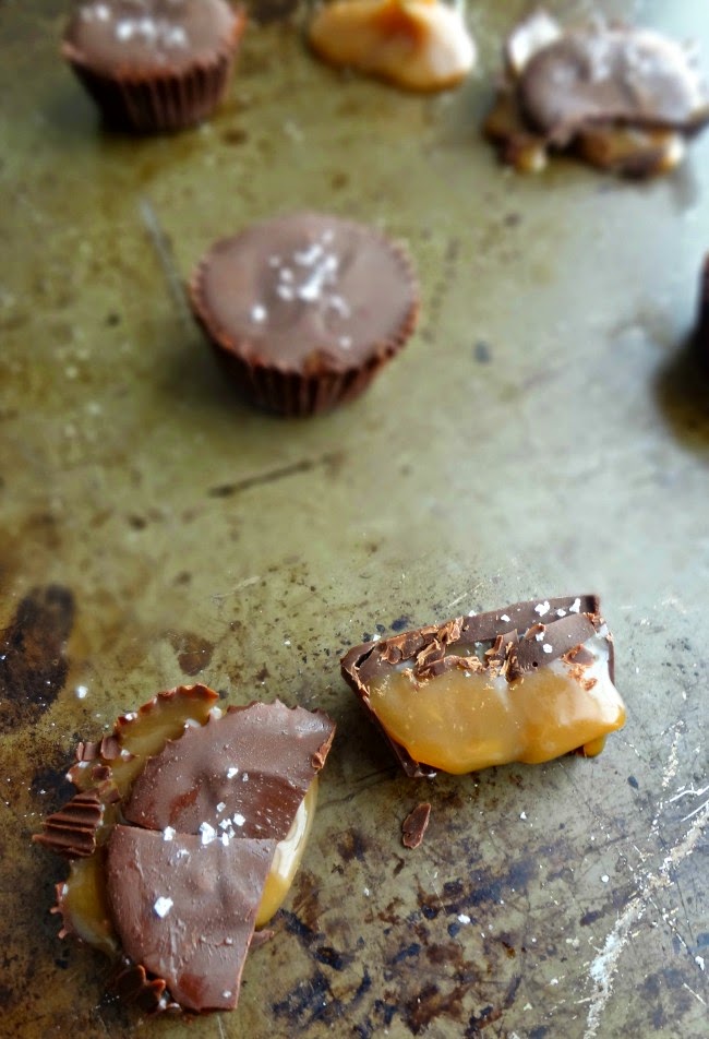 Dark Chocolate Salted Caramel Cups Dark Chocolate Salted Caramel Cups