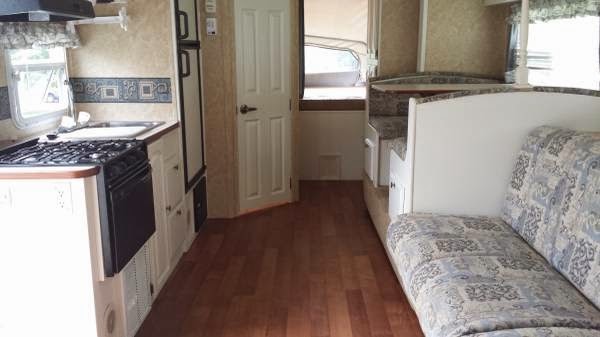 Used RVs Hybrid Travel Trailer For Sale by Owner