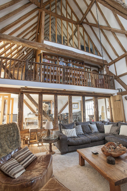 Lorraine Kerr’s renovated old barn in England