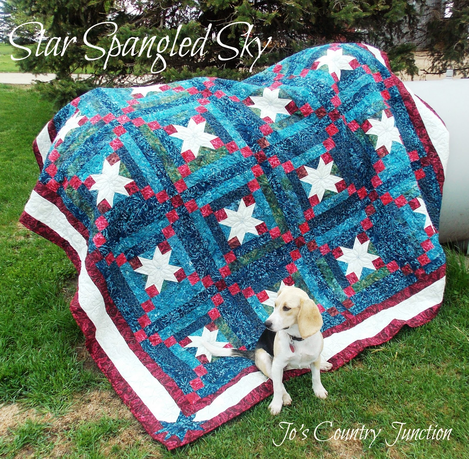 "Star Spangled Sky" is a Free Patriotic Quilt Pattern designed by Jo and Kelli of Jo's Country Junction from Moda Bakeshop!