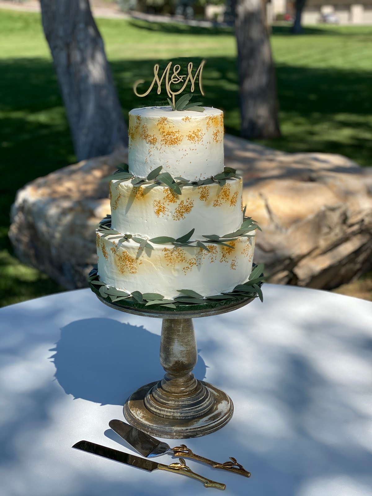 3-tier buttercream with watercolor accent