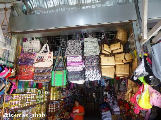 Pasalubong shop in Mines View Park of Baguio City