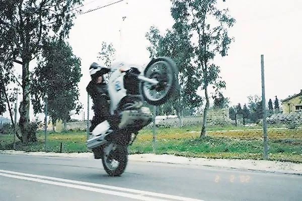 Μάχη στην Εντατική δίνει το 10χρονο κορίτσι που τραυματίστηκε από μοτοσικλετιστής της«Ζ» στη Θεσσαλονίκη Μάχη στην Εντατική δίνει το 10χρονο κορίτσι που τραυματίστηκε από μοτοσικλετιστής της«Ζ» στη Θεσσαλονίκη