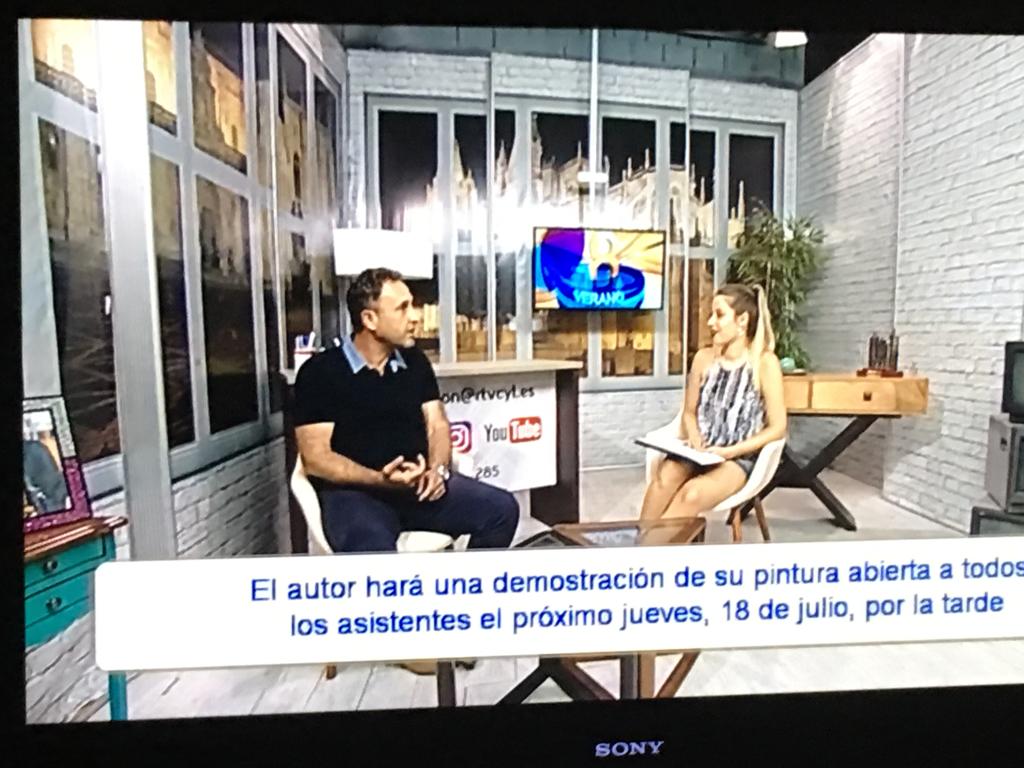 Entrevista en la TV 8. León, 2019.