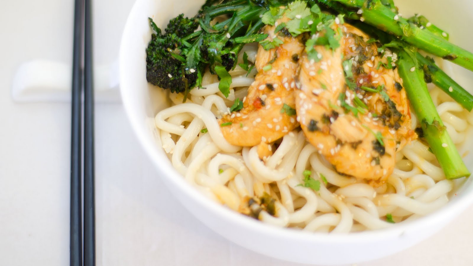 stuart webster photography Chilli chicken with ginger and udon noodles