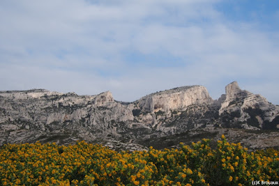 Le rocher des Goudes et la grotte Saint Michel, objectif de la randonnée