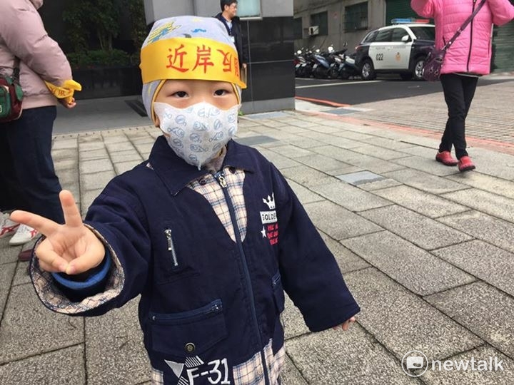 彰化西島、彰芳和福芳離風力發電進行環評大會，連彰化區漁會都北上，抗議風機影響漁民生計。