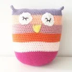 https://annemarieshaakblog.blogspot.com.es/2017/01/crochet-owl-cushion-free-pattern.html