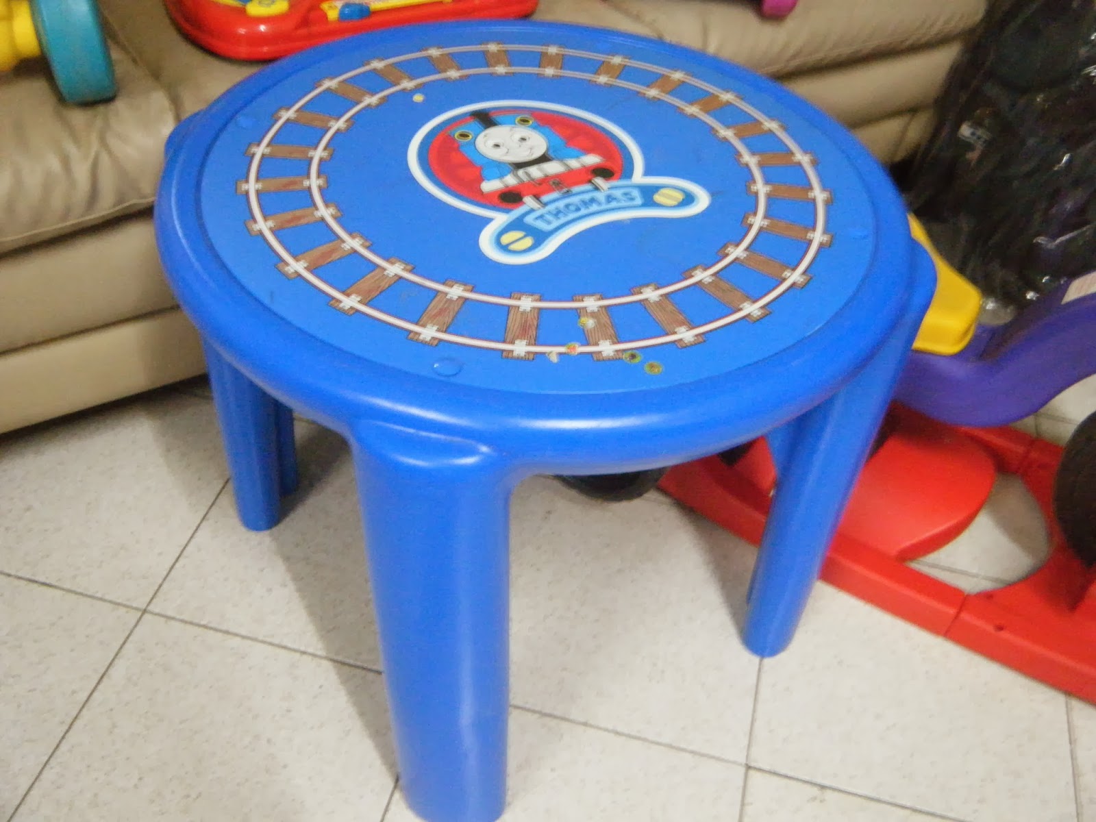 MommysLove4Baby143: Little tikes Thomas Train Table 1299p sale
