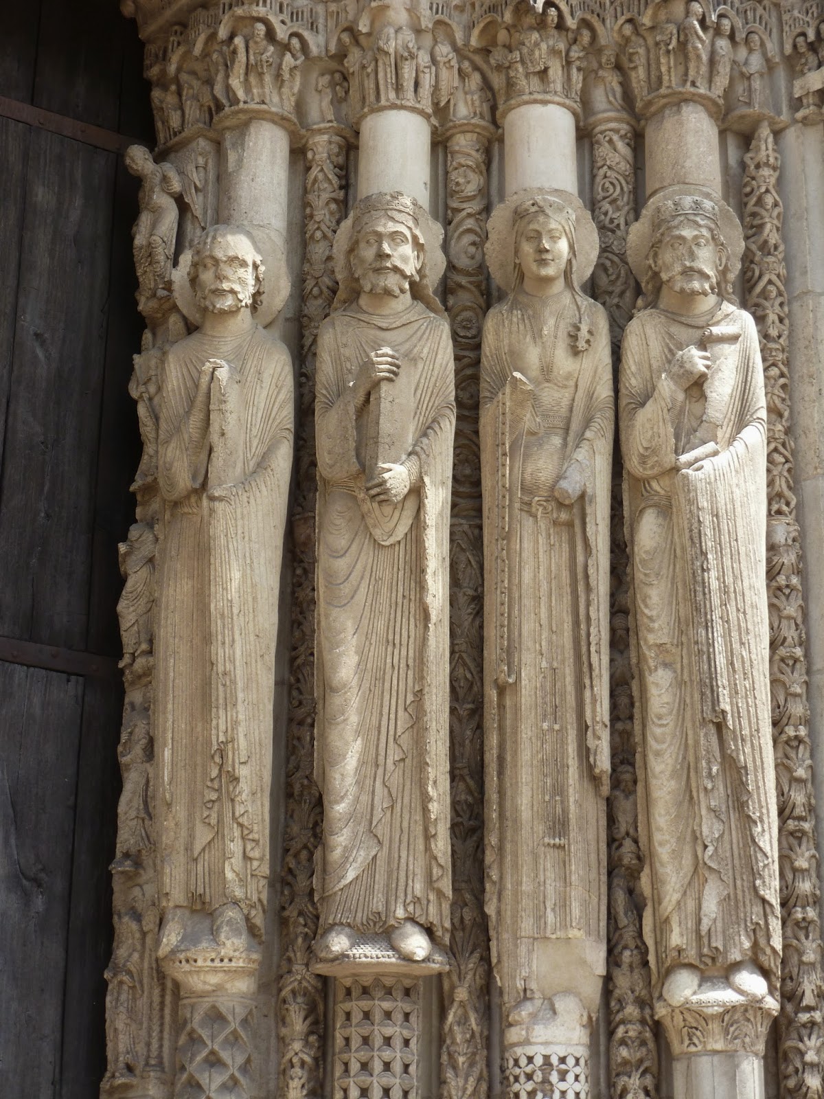 Counterlight's Peculiars Chartres