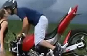 Tafsir Mimpi Naik Motor Dengan Istri Berdasarkan Primbon Jawa Dan Menurut Islam Yg Lengkap