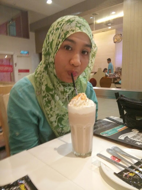 My Last Twenties Celebration: Lunch At The Manhattan Fish Market, Setia City Mall My Last Twenties Celebration: Lunch At The Manhattan Fish Market, Setia City Mall