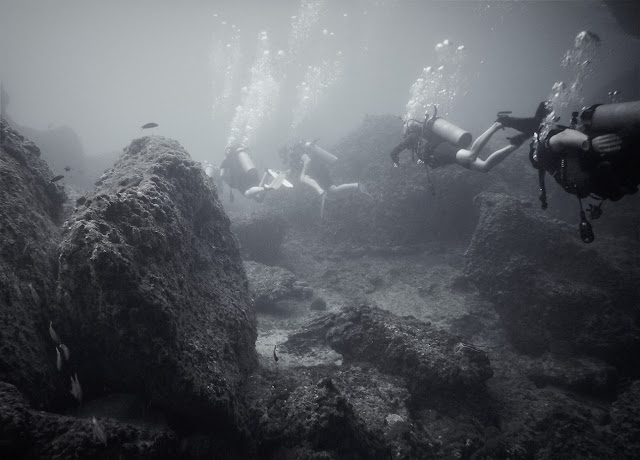 photo of scuba diving Koh Phi Phi Lee, with a Nikon Coolpix camera