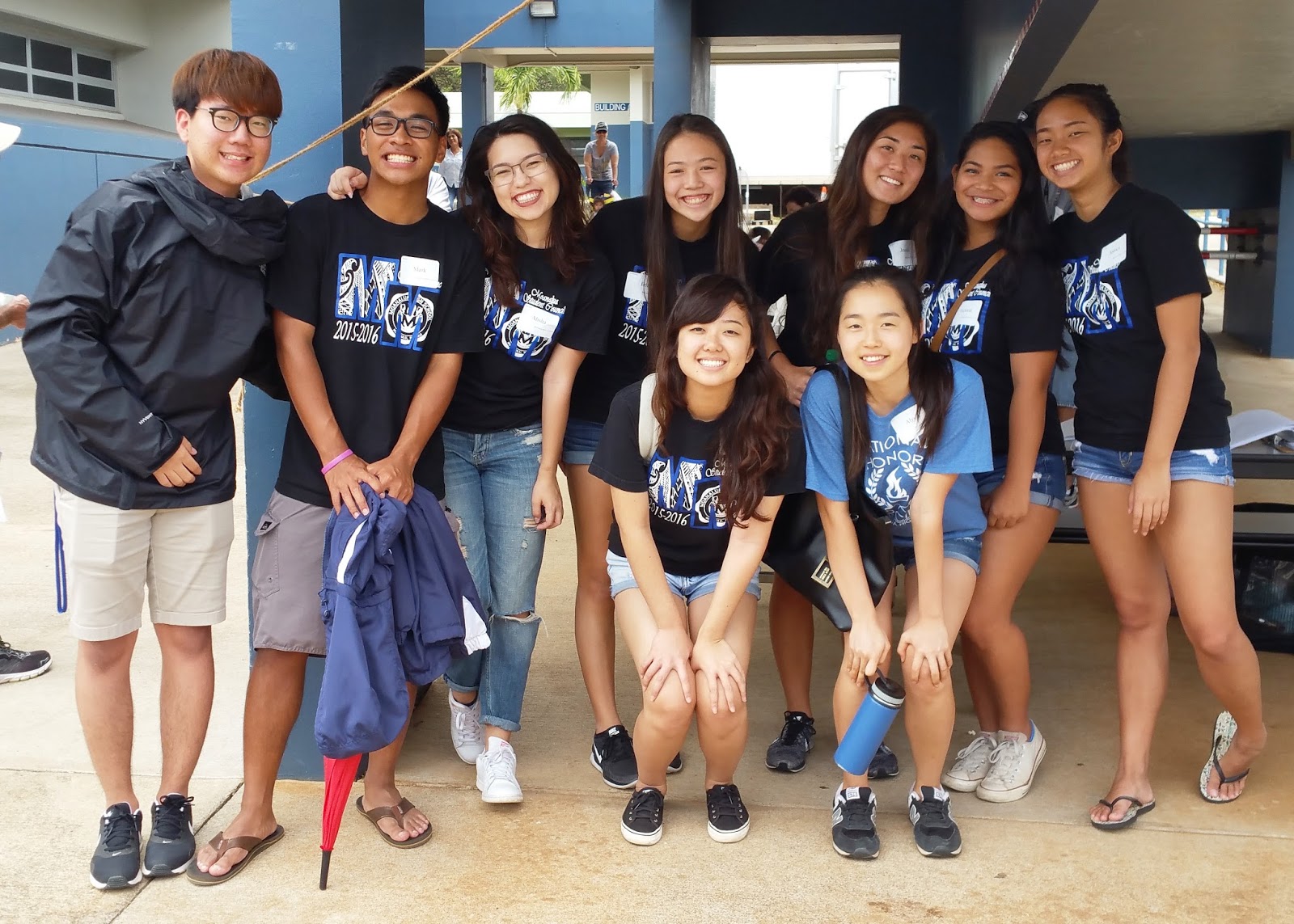Moanalua High School Student Association 4/16 FUN AT THE FUN FAIR!