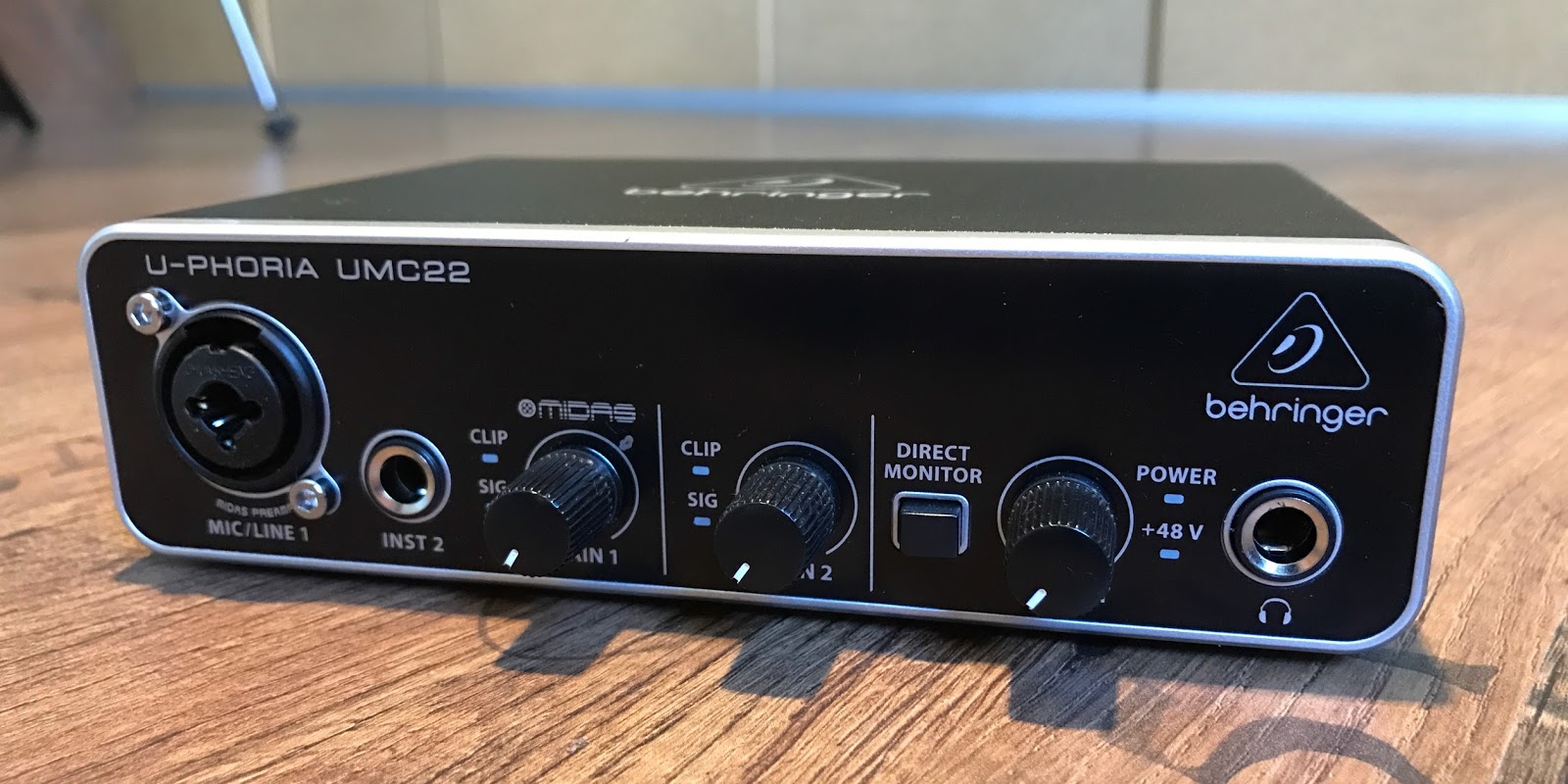 звуковая карта беренджер umc22. U phoria umc22. Behringer u-phoria umc22. U phoria umc22. Behringer umc22.