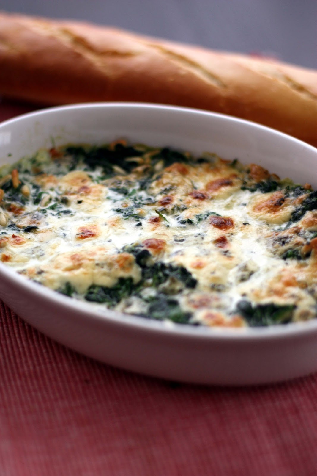 A Ojo Spinach with blue cream