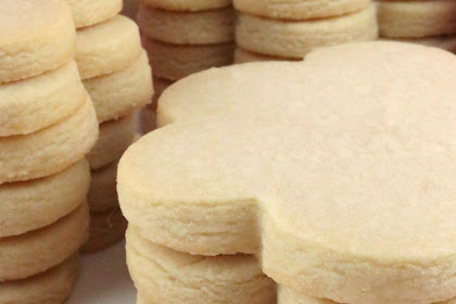 THE BEST SUGAR COOKIE RECIPES