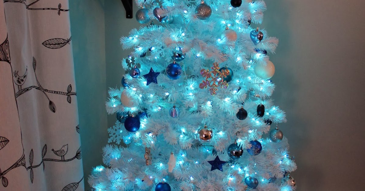 Silver Christmas Tree - Ella Claire & Co.