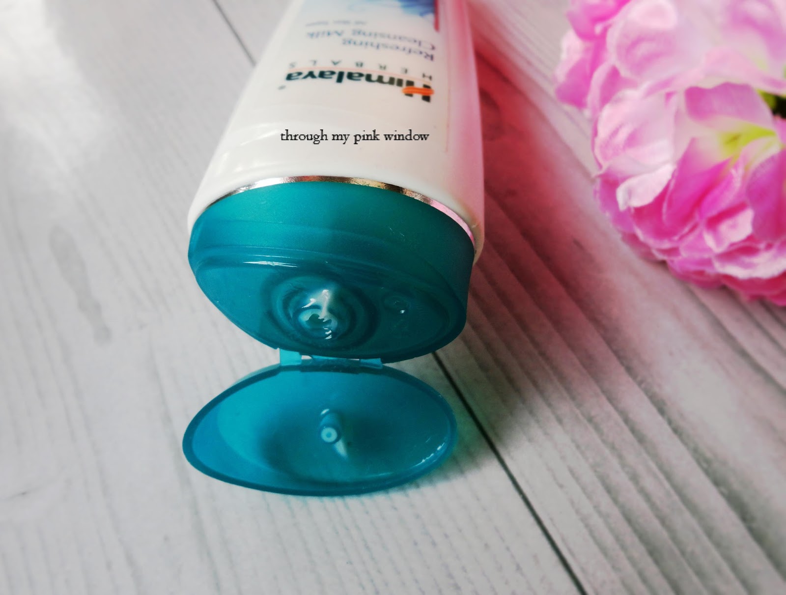 Himalaya Refreshing Cleansing Milk: Review - Through My Pink